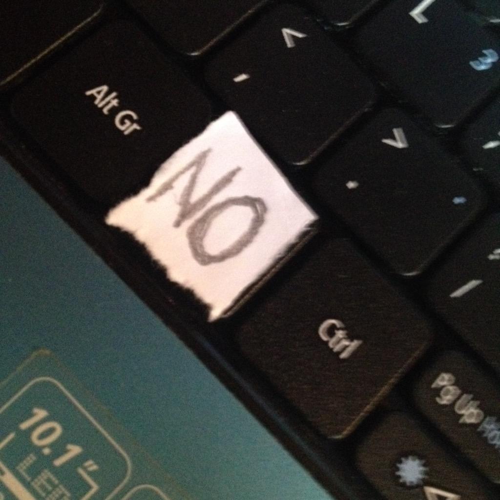 dominantdempsey's tweet photo. MY KEYBOARD IS SAYING SOMETHING IMPORTANT 
#NoControl 
#TOMMOROWNoControlProject http://t.co/OZ626glFQY