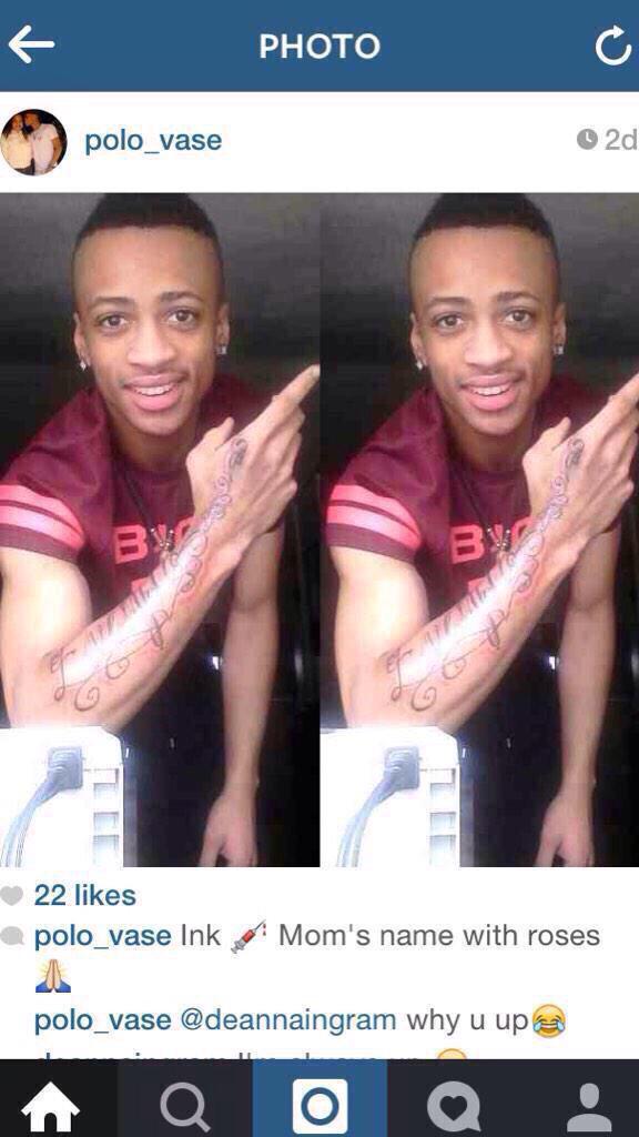 J'crois il a un tatouage sur le bras mais j'suis pas sur :/