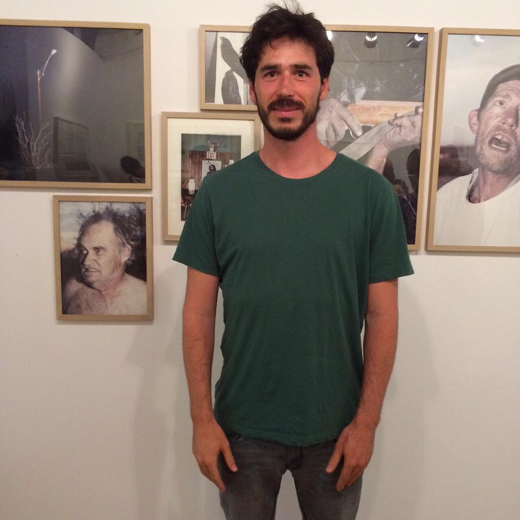 DOCfieldBCN's tweet photo. #YurianQuintanas presentaba ayer #HappyNothing en @EscaleraTuits http://t.co/dYhUZWDrtZ