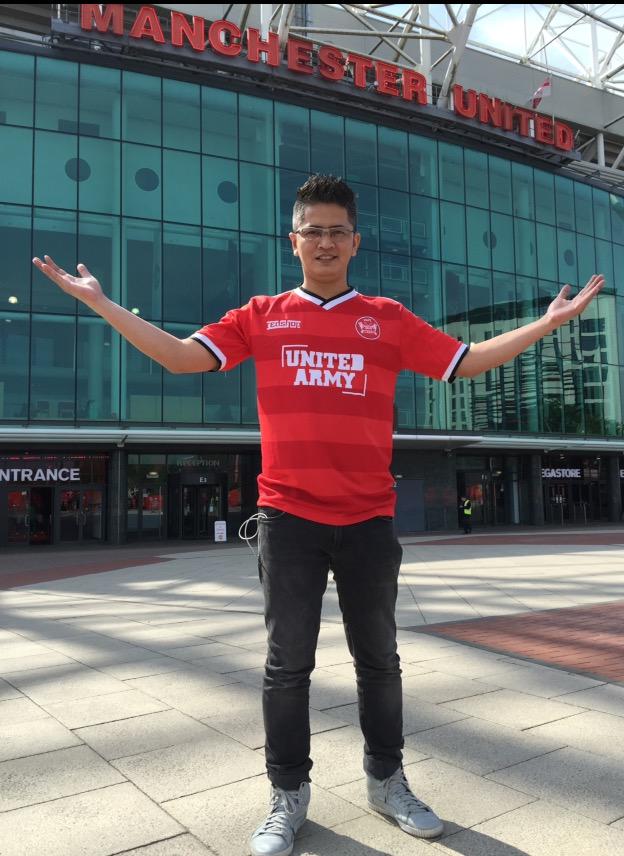Red_Shop's tweet photo. Pertandingan Terakhir di Oldtrafford musim ini,RT jika kalian yakin @ManUtd bisa meraih 3 point dari Arsenal #redshop http://t.co/JbFw85k3nm