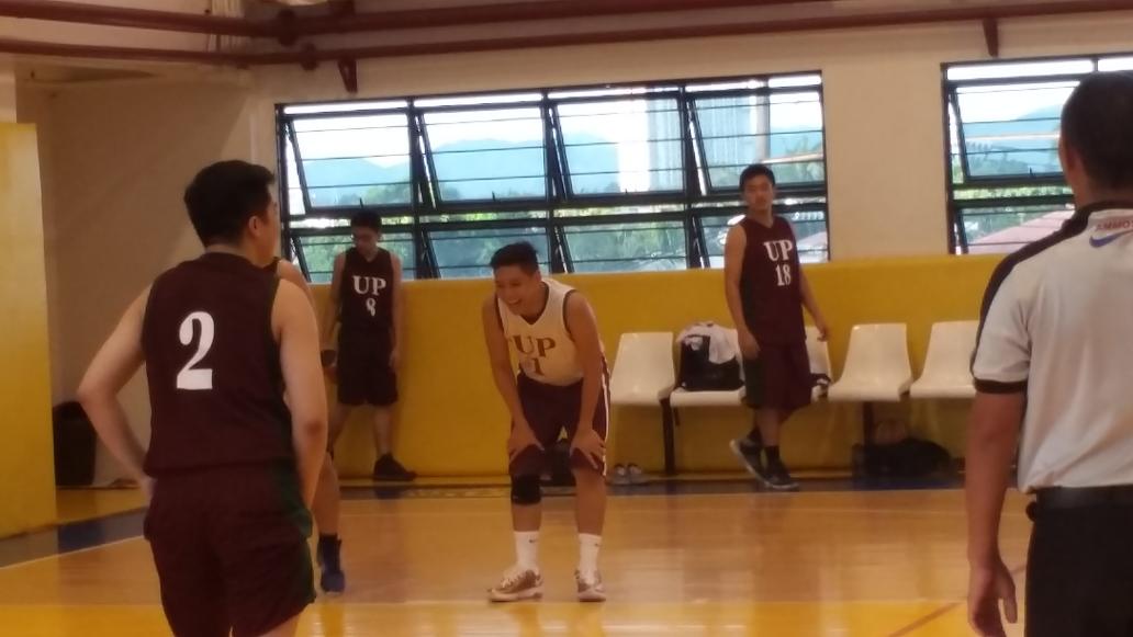 Sid_Ventura's tweet photo. And @NikkoRMS appears to be having a good time at the #UPBL. http://t.co/Yv6szx9zio
