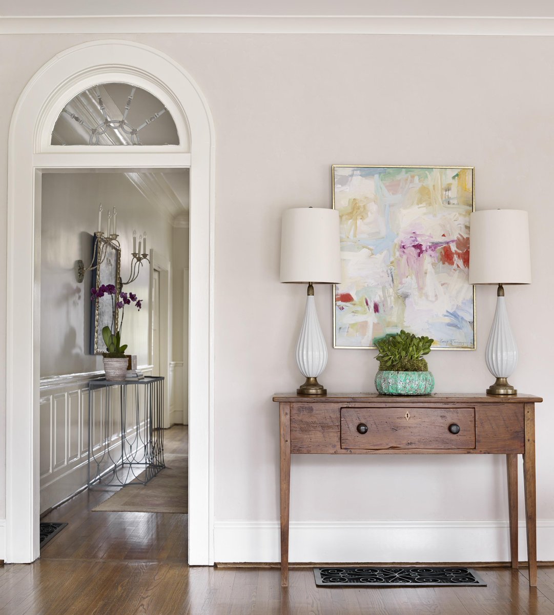 traditionalhome's tweet photo. Kudos, designer Chenault James. Simple, timeless, lovely.
#TRADhomeMag #TraditionalToday
http://t.co/J13bijJSJV http://t.co/1JmKpn4RUg