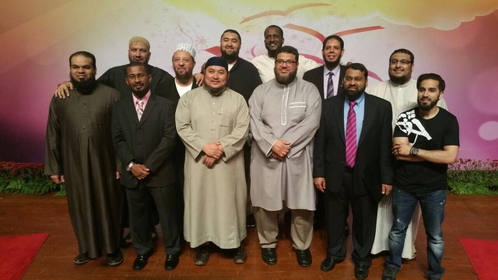 yahya_ibrahim's tweet photo. Ya Allah bless them ya Rabb! #ilmfest http://t.co/miPk6VTKi6