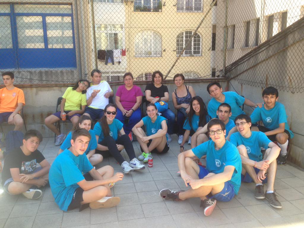 Zona02MCECC's tweet photo. Ja han començat els vuitens de final del Torneig Benèfic #CapInfantsenseColonies de l'@esplaiarciris http://t.co/fA7558FOiK