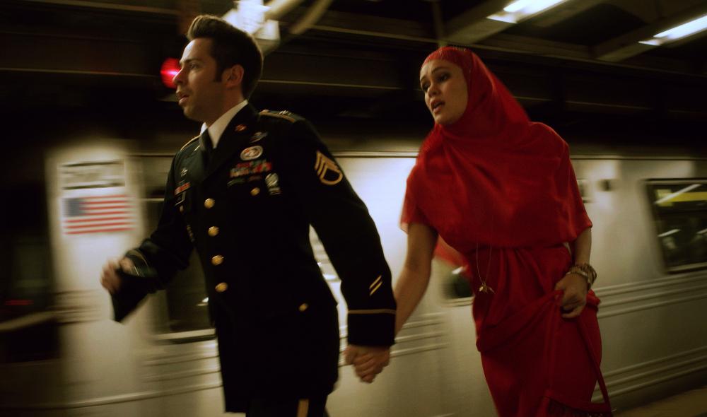 Highdefwatch's tweet photo. Great chemistry makes @AmiraAndSam an attractive love story @drafthousefilms #Bluray review http://t.co/FuWzXJX4C0 http://t.co/JvMBbm6j4c