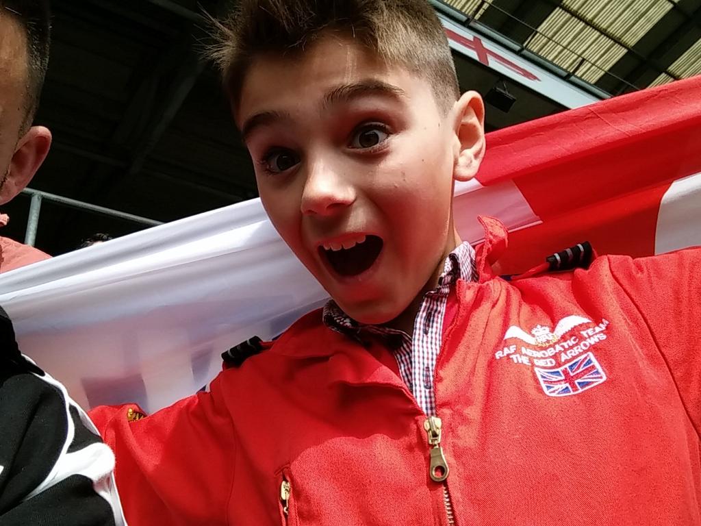 andyvan4's tweet image. #londonsevens