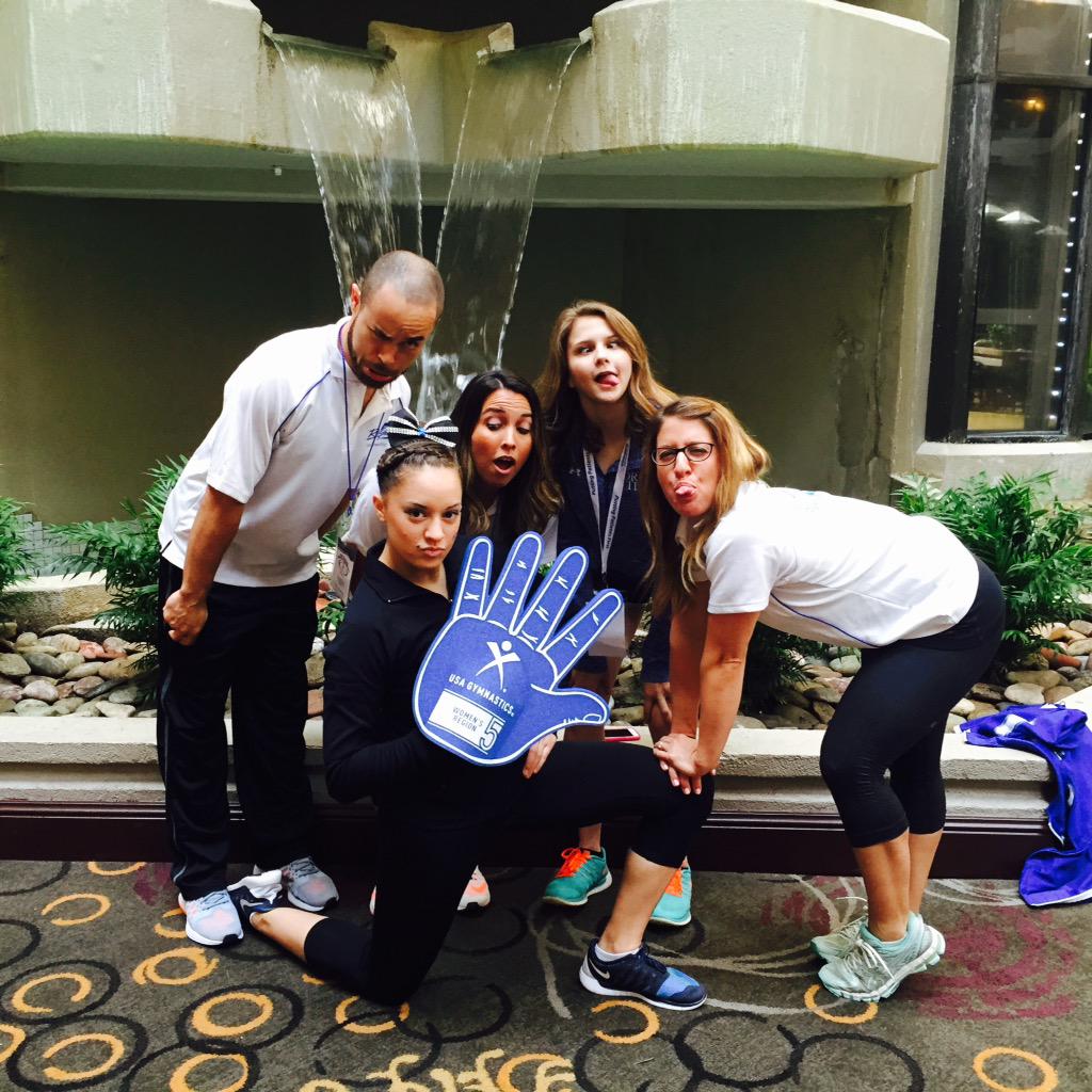 J_Squillo22's tweet photo. Had such an amazing time at Nationals! #FivePride ✋🏼5⃣💙 http://t.co/pP1jCqNCmi
