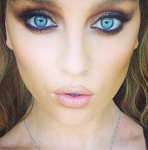 RmemberWhenPez's tweet photo. #RememberWhenPerrie has stars in her eyes literally http://t.co/irEIjTRzyd