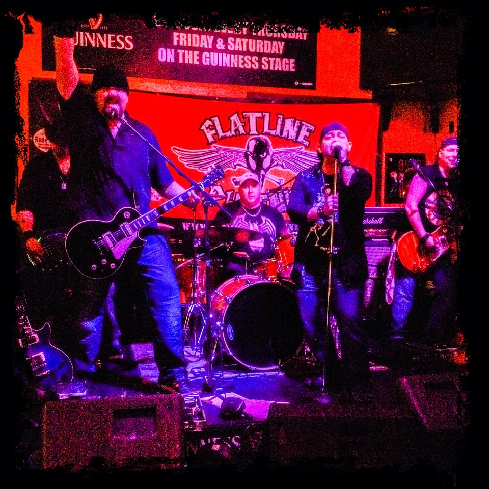 FlatPhoenix's tweet photo. FP Boyz at the Kings Head pub tonight! 9pm to LATE! #weekendisntover #yyclivemusic http://t.co/ixeKf5BkTk