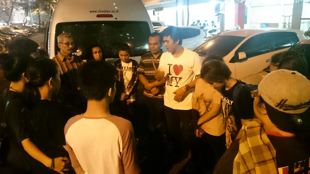 Bye Jakarta.. Bye <a href="/ligamahasiswa/">Liga Mahasiswa</a>.. Sampai ketemu lagi di tahun depan. Sukses dan makin keren Lima Futsal 2015 😘😘