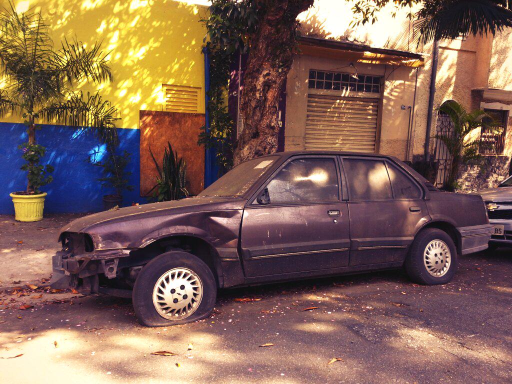 cidadelimpa_sp's tweet photo. carcaças na vila mariana..r joinvile @prefsp @Comando_SP @cbnsaopaulo @ToffolettoCatia http://t.co/BlxVoS3yg7