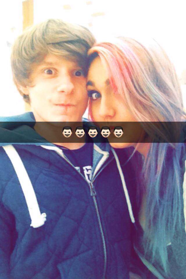 Corbett_Designs's tweet photo. I love this girl so much! @punkd1sney http://t.co/LnsNJThJjQ