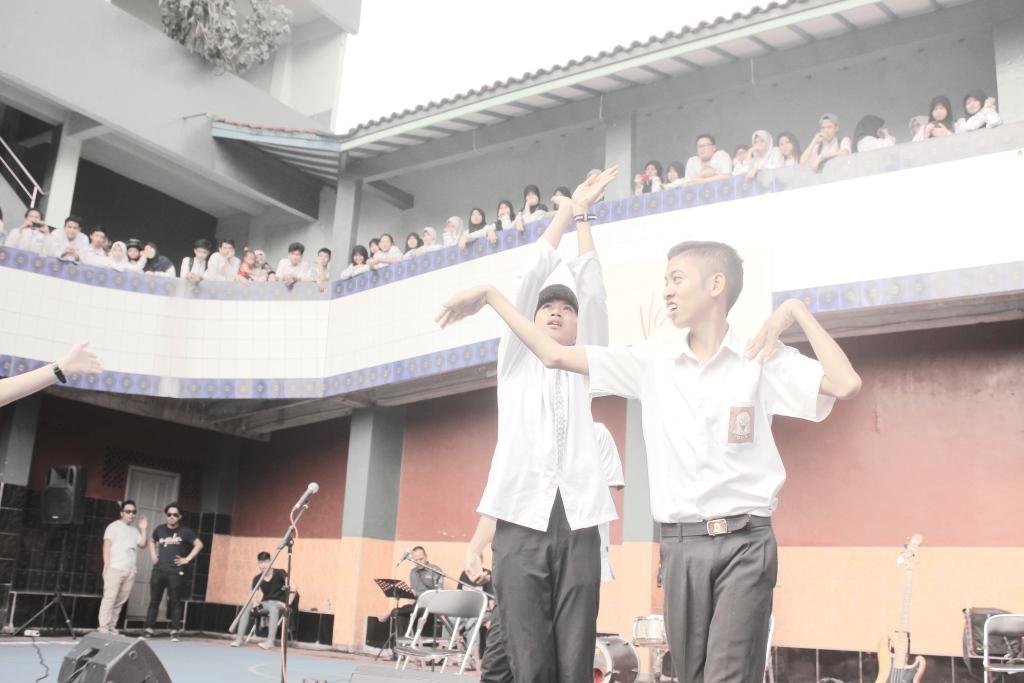 ALMOSH SHUFFLE CREW tweet media