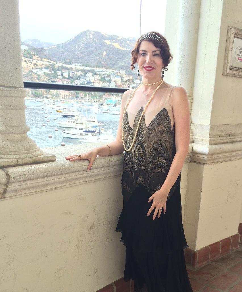 ArtDecoLA's tweet photo. Let's see your pics from the Catalina Island #ArtDeco #AvalonBall "@Maudelynn: Last night, at the Avalon Ball! http://t.co/2v4ZOveKGO"