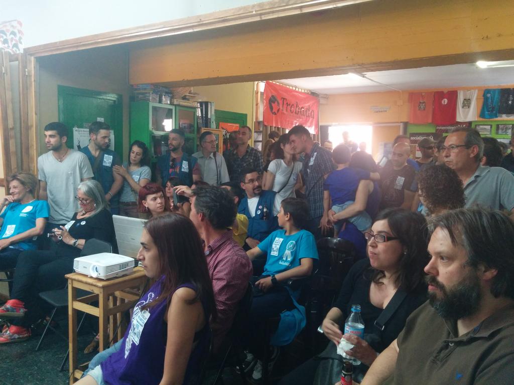 dexdexi's tweet photo. Sou exemple @teleafonica ! Al @3VR_9Barris  #vagamovistar @teleAfonica @AssembleaJove9B @Trobada9B http://t.co/C5KaIobpRA