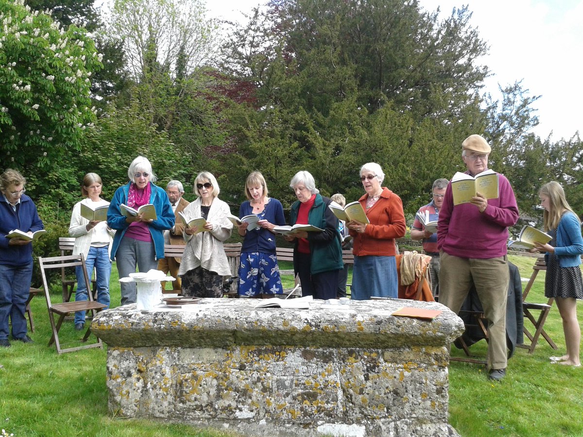 SarumChap's tweet photo. Such a beautiful morning we had to celebrate the eucharist in the churchyard at St Martin #Cheselbourne http://t.co/2RLvzXyn8y