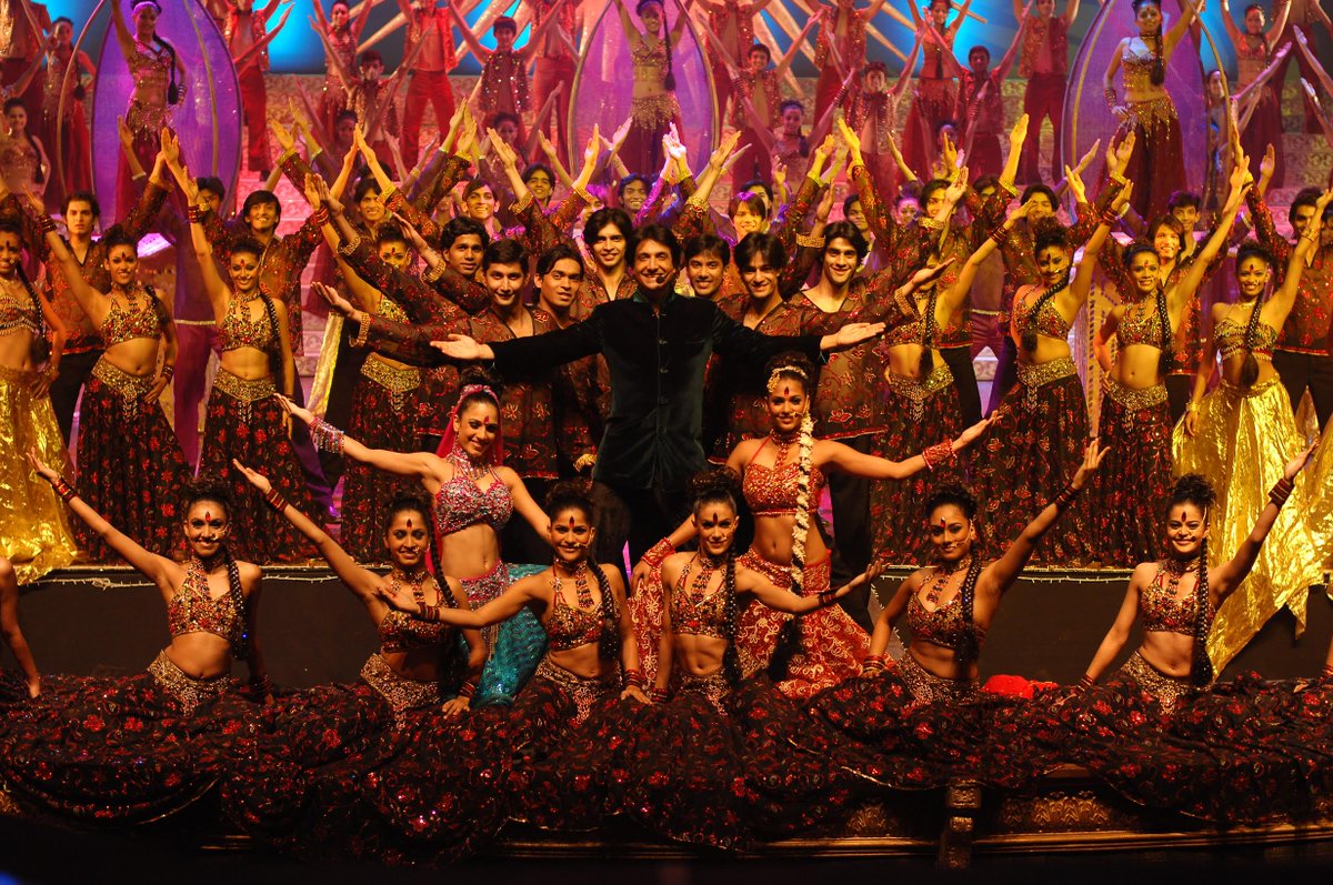 aibagulf's tweet photo. Check out the foot tapping hip swaying performances choreographed by dance guru #29May15
 #aibagulf #shiamak #mydubai http://t.co/9Vr32DxS8J