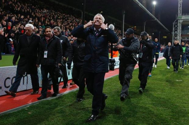 100% win ratio as manager #justsayin <a href="/Mikehennis/">Mike Hennis</a> <a href="/cammy715/">Cameron George 🔴🔵</a> <a href="/gareth_paul1/">Gareth paul</a> <a href="/wpbeatz/">Needle INDIE Haystack</a> @addiscombefc @amhughes_