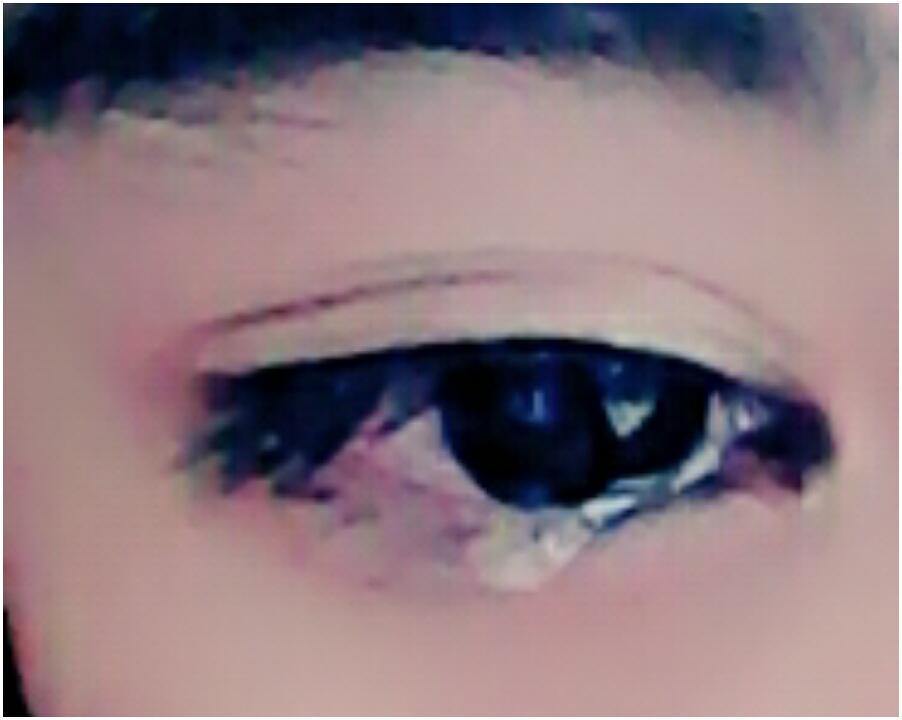 echapedeh's tweet photo. Mulutku terkunci:') hanya lewat ini aku berbicaraa x_x aku sayang! Tapi !!!! 
Kita tak mungkin trus bersamaa. Huh aaa http://t.co/TvlvNB4wpV