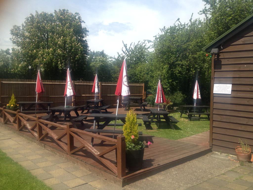 Come and join us for a nice sunny afternoon down at the <a href="/OKHStock/">TheOldKingsHead</a>