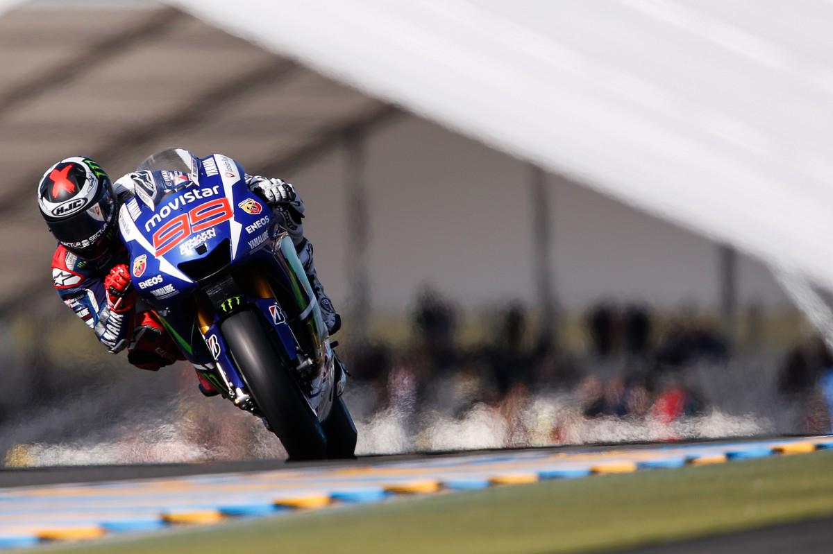 MotoGP's tweet photo. Congratulations to @YamahaMotoGP's @lorenzo99!  
http://t.co/MUGdD6T9Vs #FrenchGP http://t.co/bhKUvhnY3w