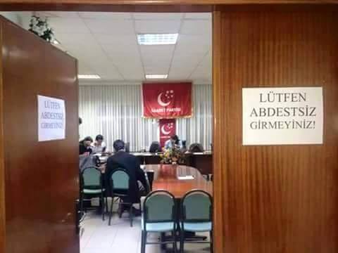 1iemir's tweet photo. İslam'ı milli ittifak getircek diyeni görünce ben şok.. http://t.co/l3VPBeRLsb