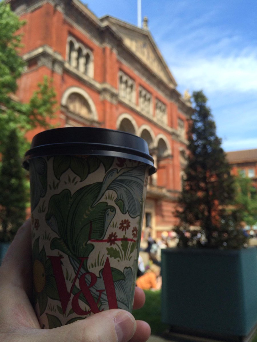 C_J_'s tweet photo. Coffee in the V&amp;A courtyard. (@ Victoria and Albert Museum (V&amp;A)) https://t.co/JselOqnKjr http://t.co/7takRkzq1M