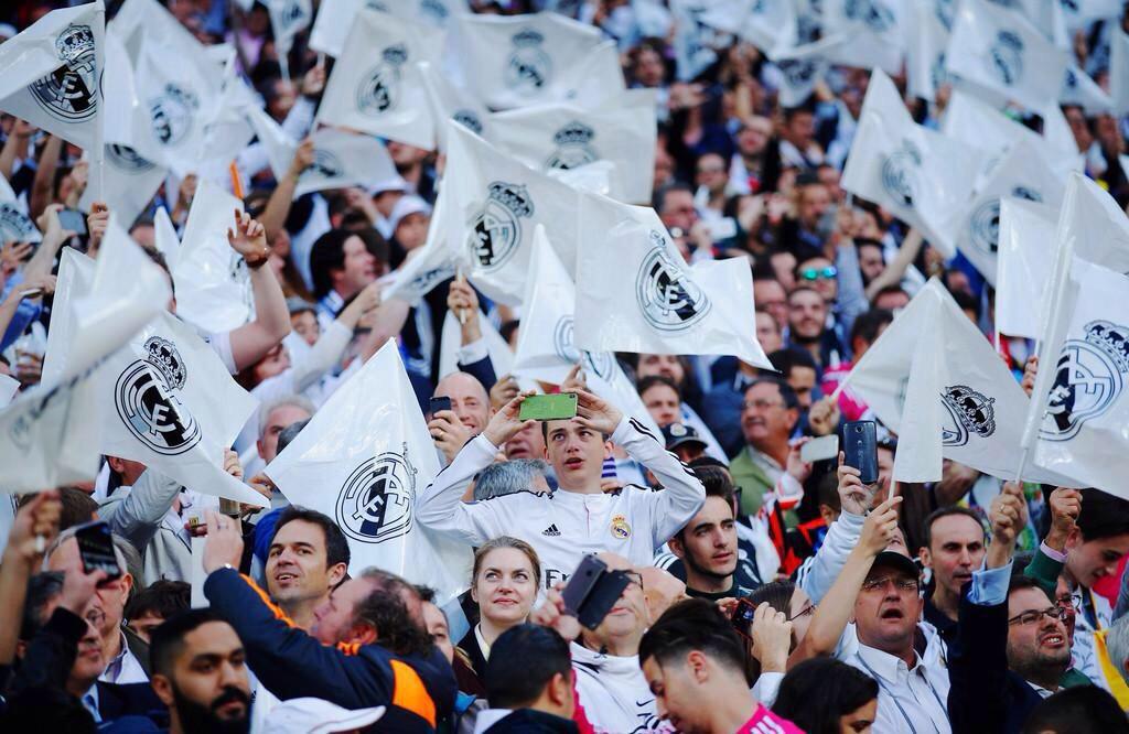 Madridismoreal's tweet photo. RT SI ESTAS CON ESTE EQUIPO EN LAS BUENAS Y EN LAS MALAS. #HalaMadridYNadaMás http://t.co/rOzNkHRocG