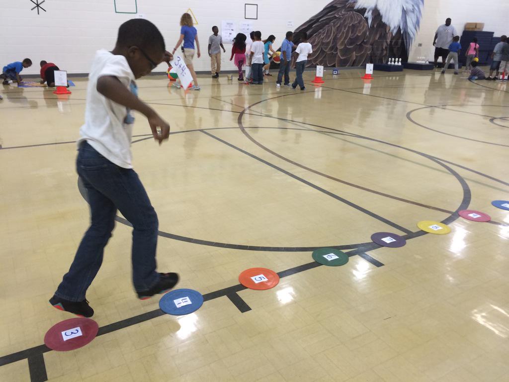 kuhn3rdgrade's tweet photo. Had a blast last week with Math / PE day at The Diamond!! http://t.co/OjaY1gFA6w