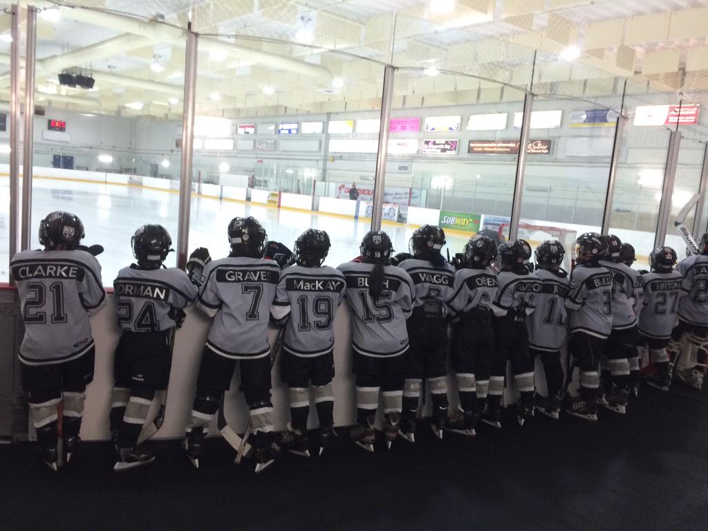 futureStarsCup1's tweet photo. '07 Stars patiently waiting to take on PEI  Prospects http://t.co/JQPmSimava