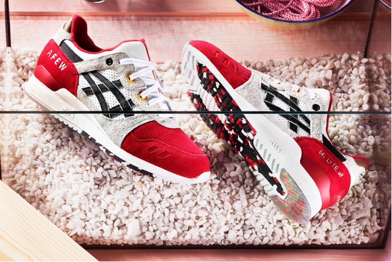 asics koi red