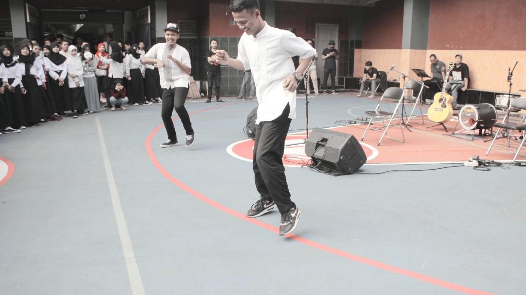 ALMOSH SHUFFLE CREW tweet media