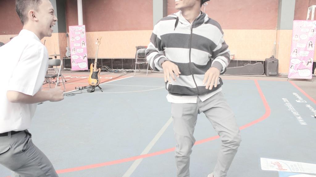 ALMOSH SHUFFLE CREW tweet media