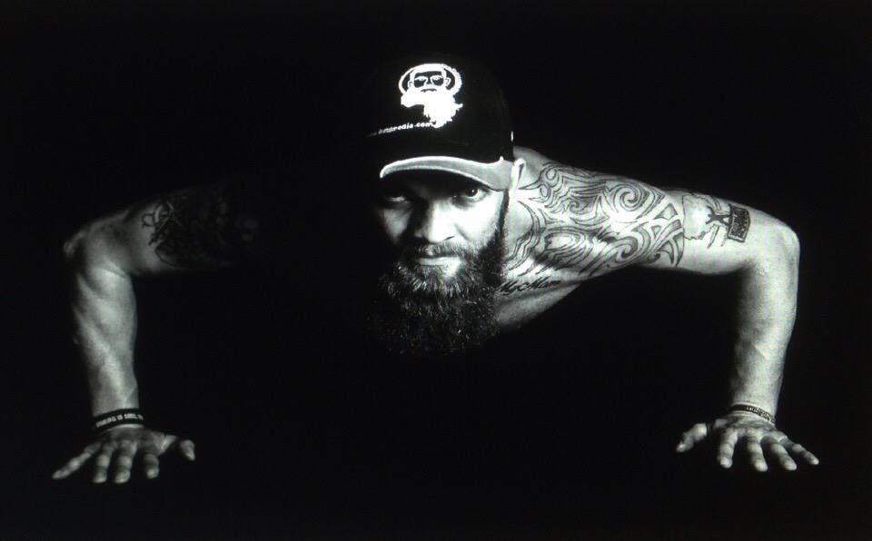 iamthatbeardguy's tweet photo. Sneak peak - photo shoot with @iKindMedia in #Durban #SouthAfrica #stronginkednbearded #thatbeardguy @OCRChampionship http://t.co/ztm7BuWhiF