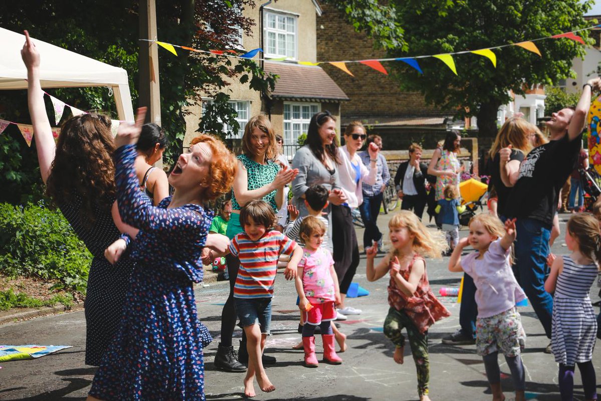 E7 Play Street tweet media