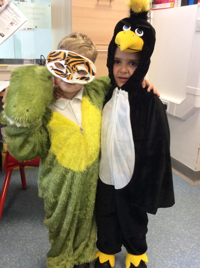 PP_Ladywell's tweet photo. Look what we found on our Explorer Day - a crocodile (getting creative with a tiger mask) and a penguin - lots of fun http://t.co/auCgNTTP1W