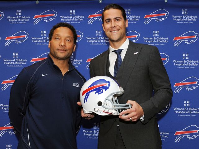 Happy birthday to:
Matt Cassel (  (  
