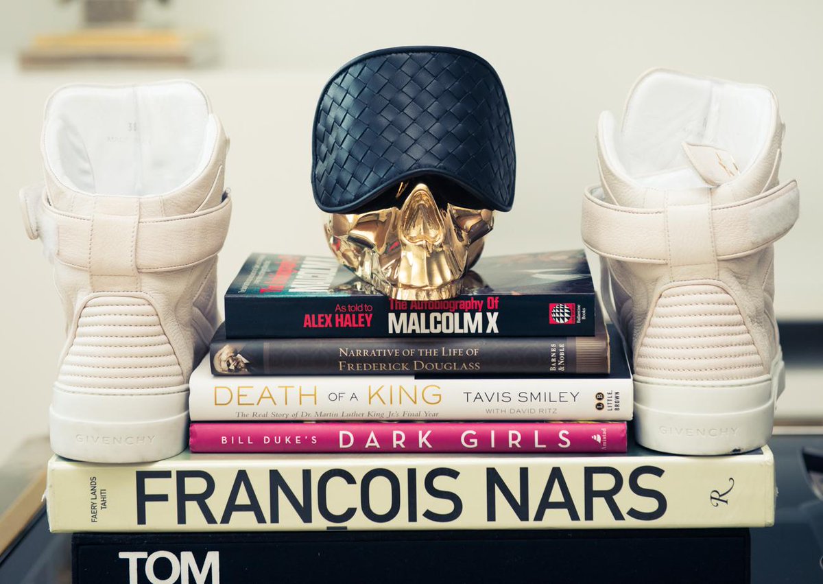 Coveteur's tweet photo. 7 IRL hacks to save you from yourself: http://t.co/KQMxPiRNg6 http://t.co/c35qjQPPDX