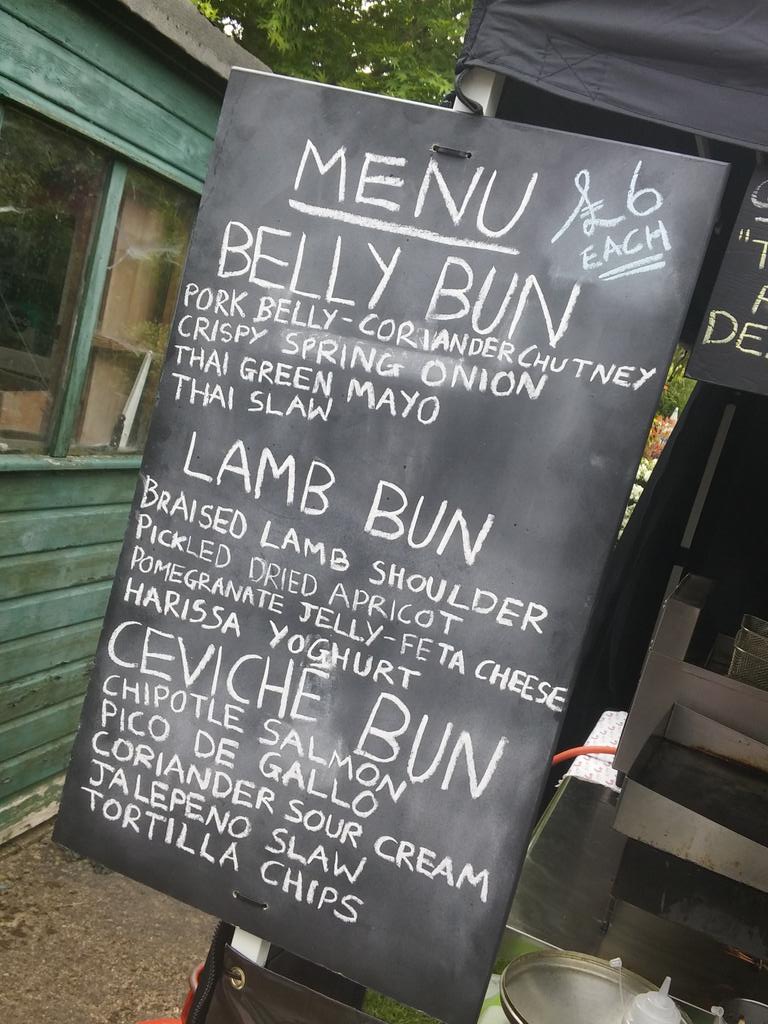 fluxxydub's tweet photo. Unbelievable food @thewanderingbun! Lamb bun was amazing! #Wanderer #HappyBunday #food #richmond #foodiesfestival http://t.co/05A8798Rfp