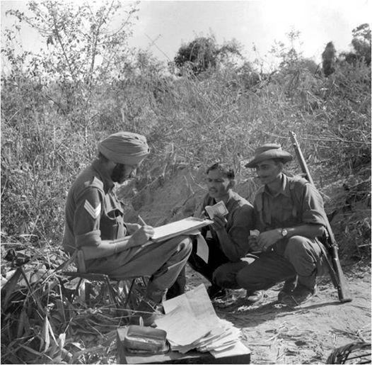 Historic_India's tweet photo. Indian Army - Pay distribution in field, Vintage click http://t.co/e76VWIzHtz