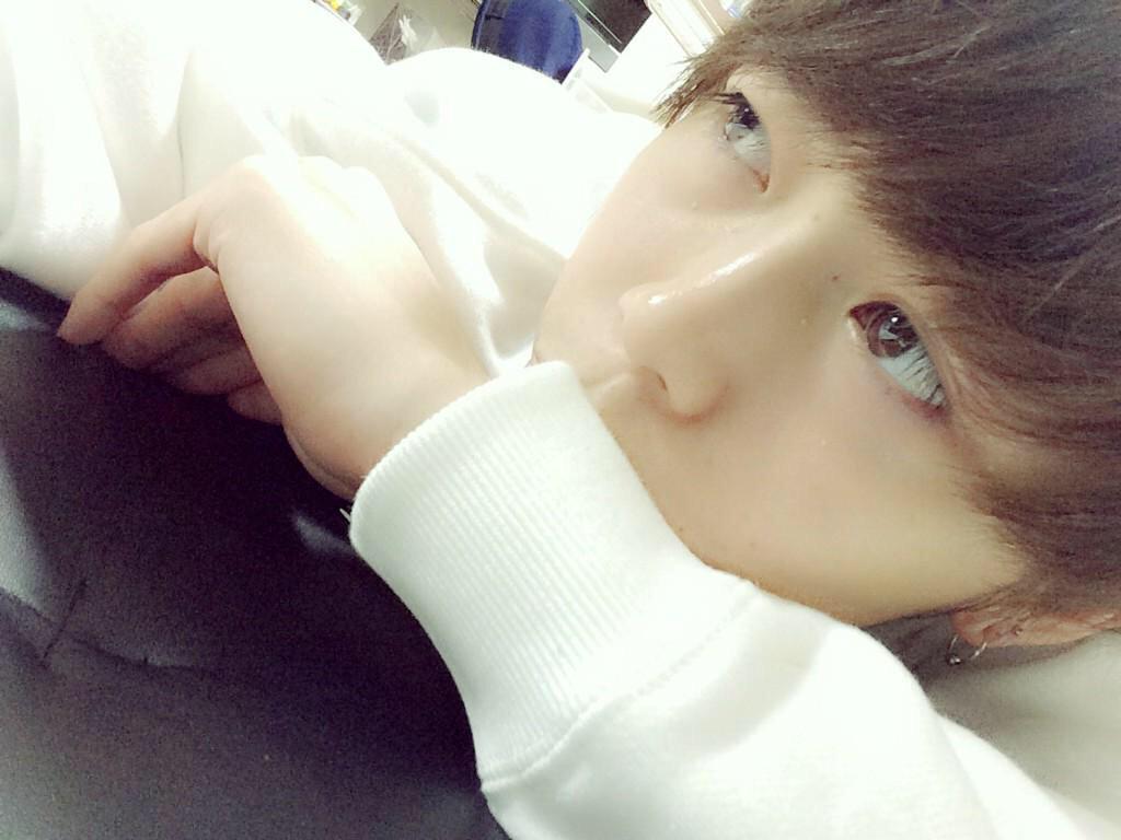 R1ku__'s tweet photo. #俺が此処も豆も辞めるて言ったらどうしますか 
#例えばの話やけど出戻りしたら繋がってくれるってゆう人居ますか 
#豆返せてません御免なさい 
#タグ乱用してます 

ちょっと色々あって 。
聞いてみたかった事聞いてみる 。 http://t.co/O482zVdh0C