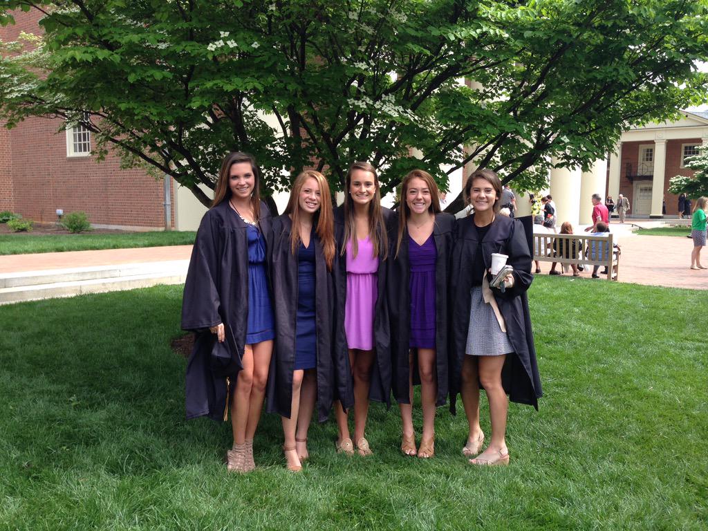 adamgoodman3's tweet photo. This is one of those great moments #WFUGrad http://t.co/iYIYGm8rAO