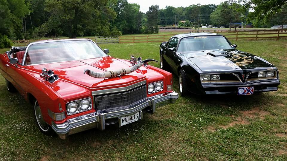 FloridaTransAM's tweet image. Look what @TransAmChris did.. Big and Little Enos for the Snowman's Run... Awesome Caddy !! #smokeyandthebandit