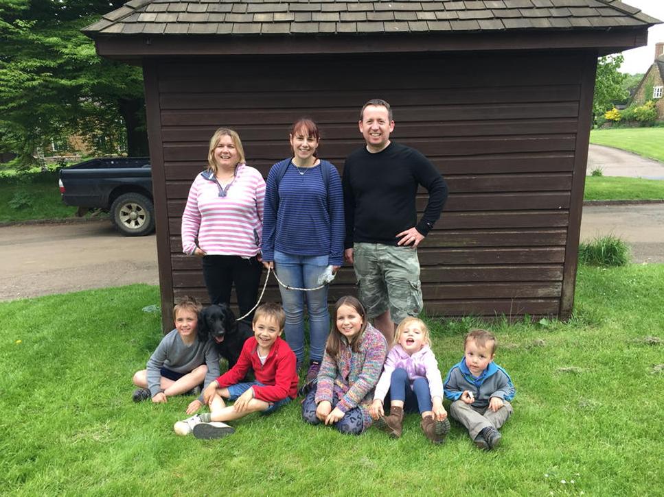 chappa36's tweet photo. Good to see you all today @Paul_Bedding #toptracking #geocaching #exhausted http://t.co/Djvzl4RIUt