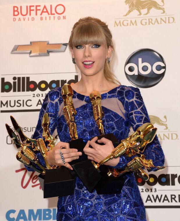 starlit_swift's tweet photo. IM SO READY FOR THIS LEGACY TO CONTINUE. http://t.co/m8emjxfuhQ