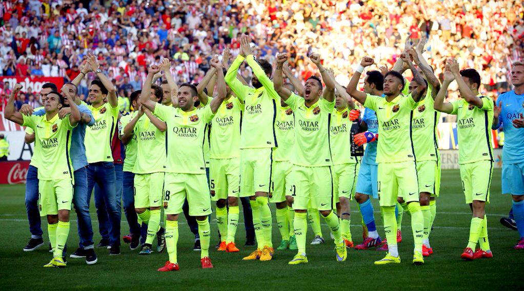 SBIMedan_'s tweet photo. Gak peduli fans tetangga ngomong apa, yang penting KITA JUARA LAEE!!! VISCA BARCA HORAS MEDAN!!! #Campeones23 http://t.co/RYoMBwY8LU