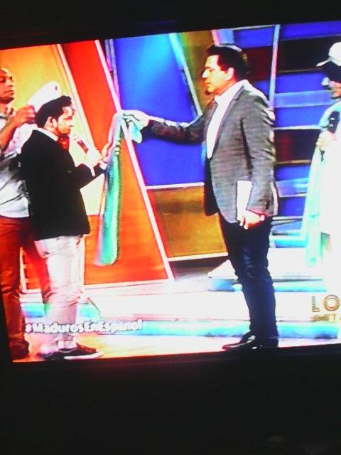 Yuly_Gozalez's tweet photo. @sehablaespanol7   Activa desde Santiago con los #Imitadores http://t.co/zjFOszr3m6