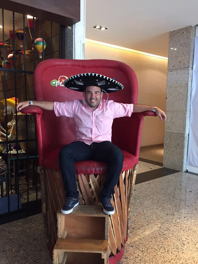 mochilerosoy's tweet photo. Ajuuuuua!!! y que #VivaMexico http://t.co/XGkBMwqZAS