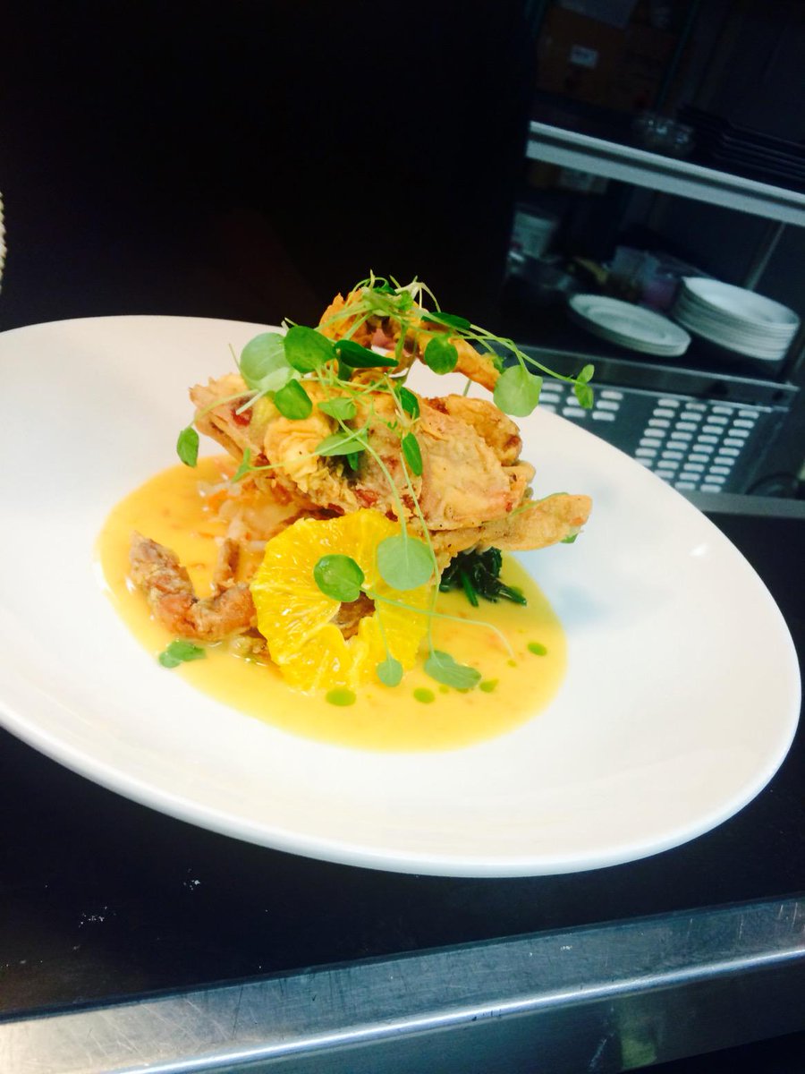 jasonhippen's tweet photo. Soft Shell Crabs & Citrus. http://t.co/mUap5wpM2f