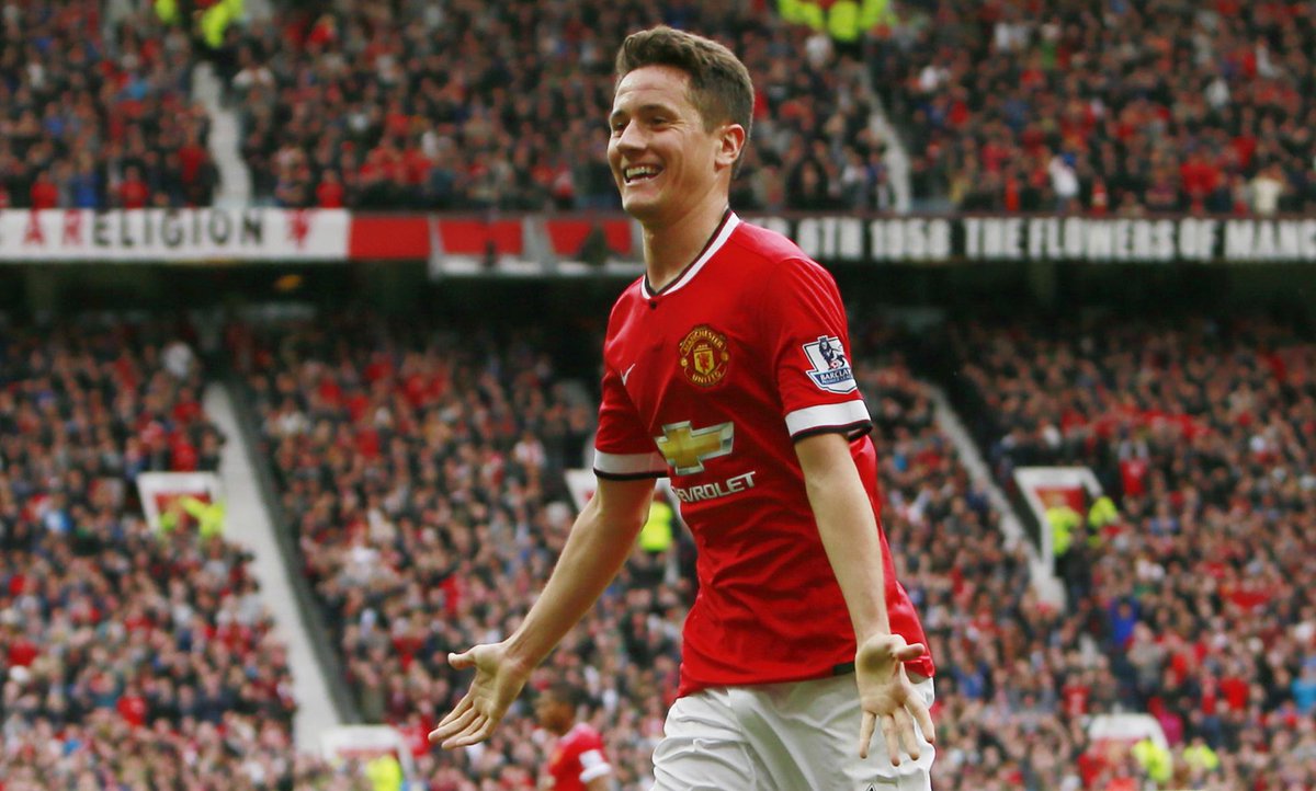 Squawka's tweet photo. Ander Herrera's first half by numbers:

100% take-ons
38 passes completed
3 interceptions
2 tackles won
1 goal

Class http://t.co/jhJFBjECLc
